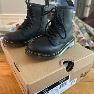 Kids Dr Martens